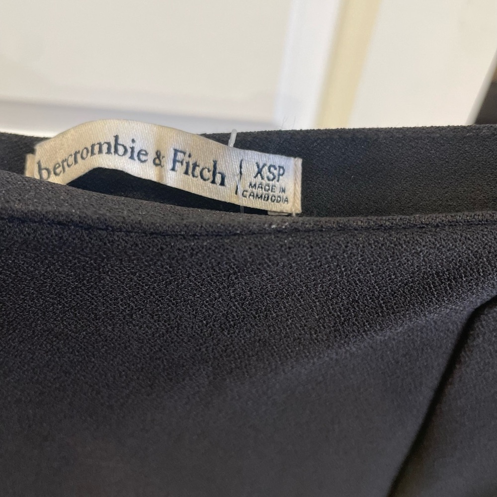 Abercrombie & Fitch Skirt - Picture 5 of 6